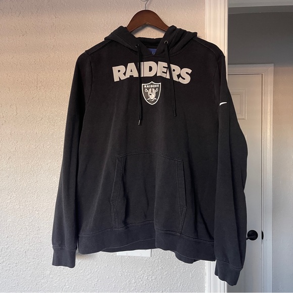 Nike Tops - Nike NFL RAIDERS Black Hoodie XXL